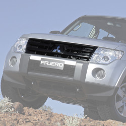 PAJERO V83W / V88W / V93W RADIATOR GRILLE