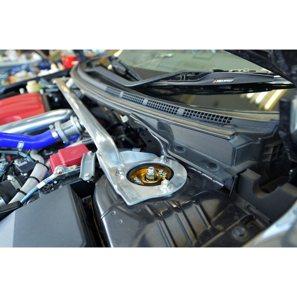 EVO 10 SPORTS STRUT TOWER BAR, FRONT, 3 POINT TYPE